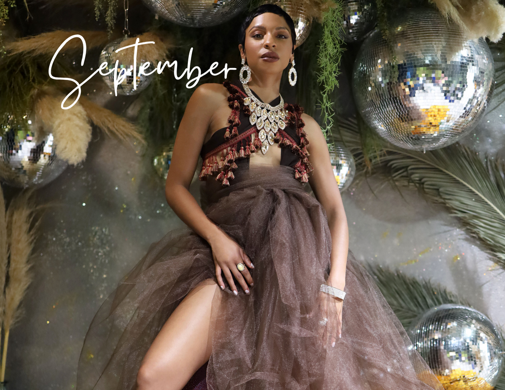 Copy of The Essence Factory: Julia La Rue Luxury Fashion Wall Calendar – Volume 1 