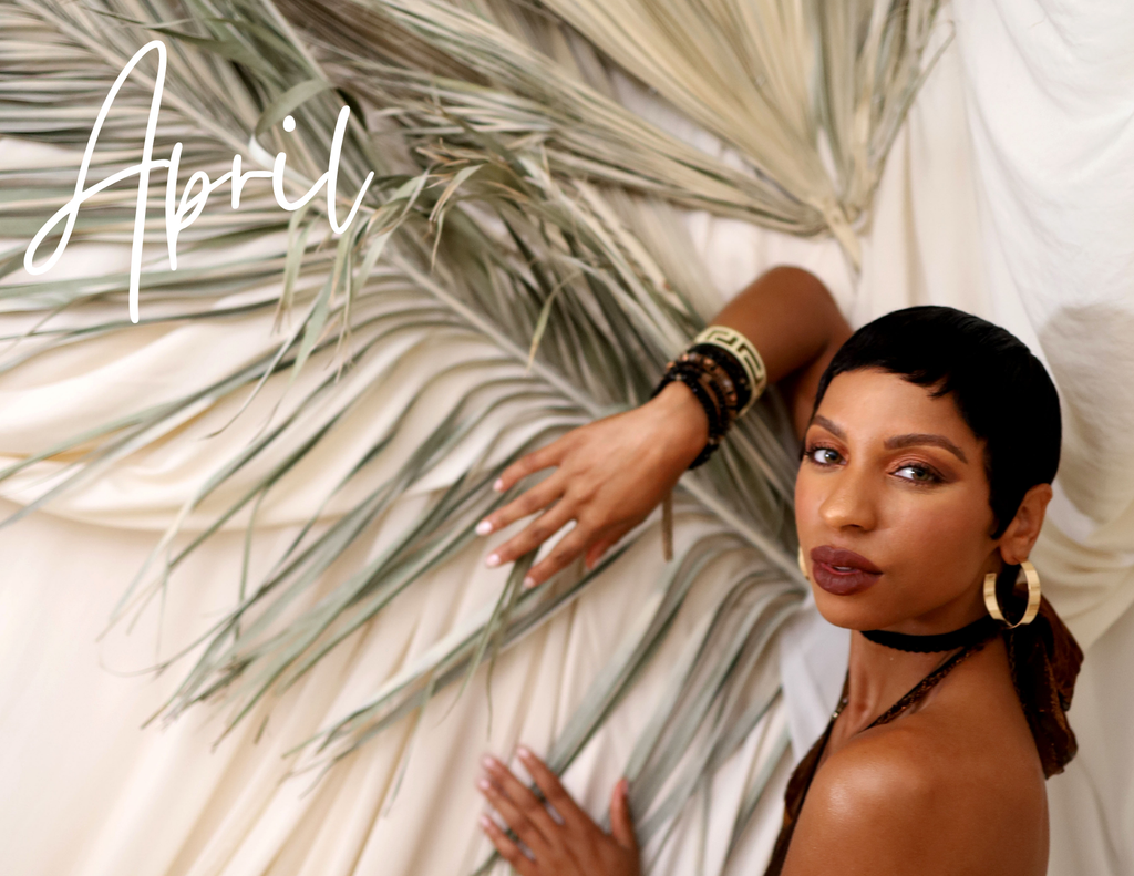 Copy of The Essence Factory: Julia La Rue Luxury Fashion Wall Calendar – Volume 1 